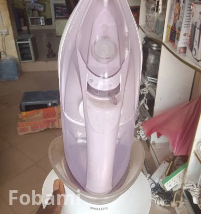 Original Uk Used Dry Iron With Water Function